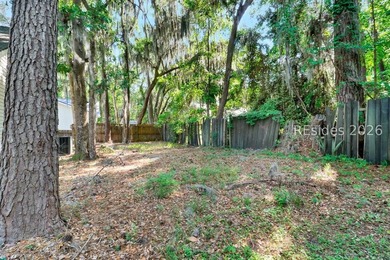 Located near the Alljoy Boat Landing and Old Town Bluffton. Take - photo 24