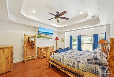 Escape to the perfect blend of country living and modern comfort - photo 31