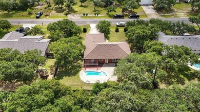 Welcome to your coastal retreat! This 3-bedroom, 2-bath beach - photo 2