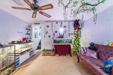 This is a potential Short Sale - AS-IS. This expansive 5-Bedroom - photo 33