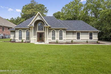 Wonderful Home on Prestigious Windance Golf Course! Enjoy golf - photo 1