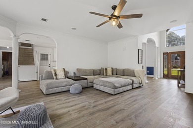 Wonderful Home on Prestigious Windance Golf Course! Enjoy golf - photo 5
