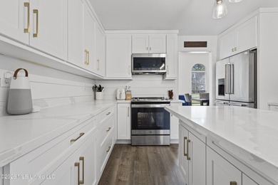 Wonderful Home on Prestigious Windance Golf Course! Enjoy golf - photo 10