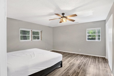 SHORT SALE / AS IS -- Welcome to this charming 3-bedroom - photo 14