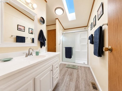 Enjoy coastal living in this well-maintained double-wide - photo 17