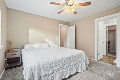 Welcome to this beautifully maintained 3-bedroom, 2-bath - photo 23