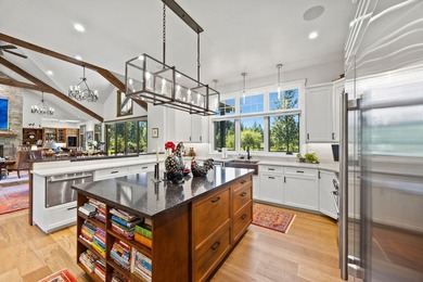 Set within the exclusive, gated enclave of the historic Kootenai - photo 24