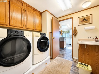 Enjoy coastal living in this well-maintained double-wide - photo 26