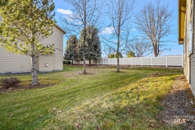 Welcome to this beautifully maintained 3-bedroom, 2-bath - photo 34