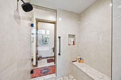 Set within the exclusive, gated enclave of the historic Kootenai - photo 38