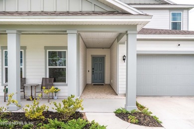 Welcome home to this beautifully designed 5-bedroom, 3.5-bath - photo 2