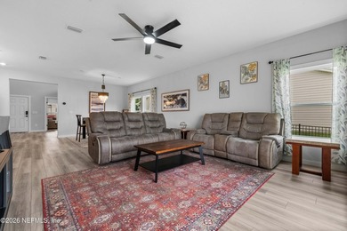Welcome home to this beautifully designed 5-bedroom, 3.5-bath - photo 3