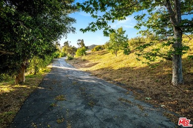 A Rare Malibu Park Estate Opportunity. Set across approximately - photo 10