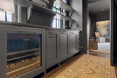 Tucked gracefully into the heart of Riverview, Oak Hill Estate - photo 14