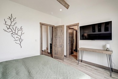 Elevated mountain living awaits in this beautifully built - photo 19