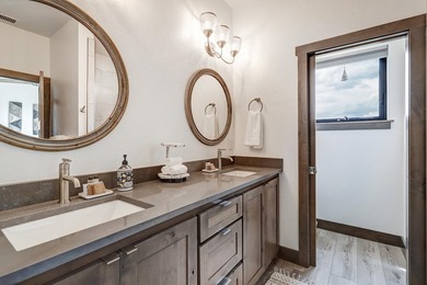 Elevated mountain living awaits in this beautifully built - photo 20