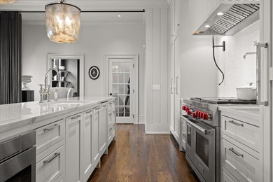 Tucked gracefully into the heart of Riverview, Oak Hill Estate - photo 21