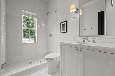 Tucked gracefully into the heart of Riverview, Oak Hill Estate - photo 31