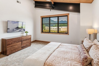 Sandpoint's premier luxury Residential Airpark, SilverWing at - photo 31