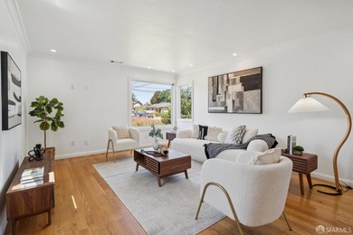 Welcome to this inviting 3-bedroom, 2-bathroom ranch-style home - photo 6