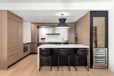 East River Condo For Sale in New York (Manhattan) New York