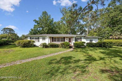 Charming 3 bedroom, 2 bath ranch home offering solid - photo 1