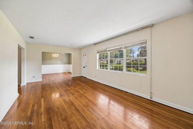 Charming 3 bedroom, 2 bath ranch home offering solid - photo 8
