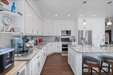 Luxury Lakefront Home in Whitney Cove - photo 10