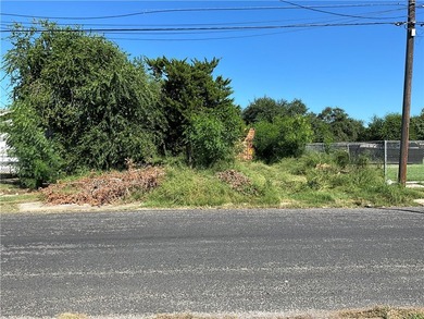 Discover the potential of this prime residential lot a true - photo 2