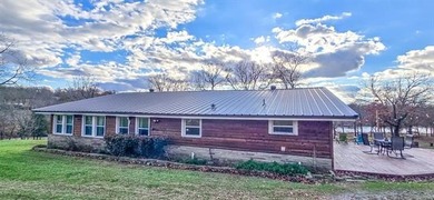 Lake Eufaula Home For Sale in Porum Oklahoma