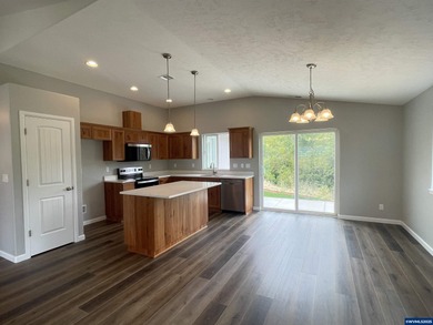 Accepted Offer with Contingencies. Lovely Takena Estates Home!