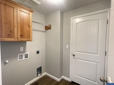 Accepted Offer with Contingencies. Lovely Takena Estates Home!