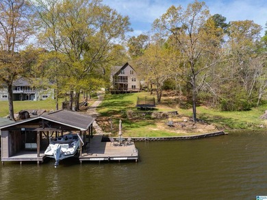 Tucked away on the beautiful Ski Lake, this updated waterfront - photo 2