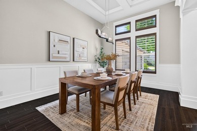 Beautiful James Clyde-built single-level home on a .35-acre - photo 14