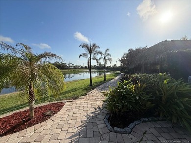 Exceptional oversized 3,514 sq ft lot offering over 70 feet of - photo 15