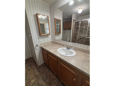 55 + Excellent opportunity to enjoy nearly carefree lifestyle - photo 18