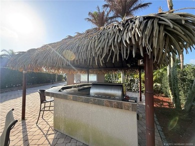 Exceptional oversized 3,514 sq ft lot offering over 70 feet of - photo 21