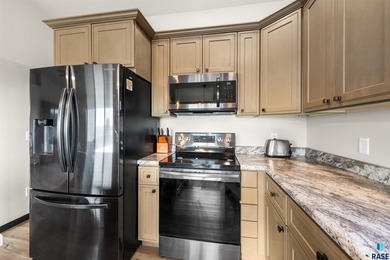Welcome to this beautifully custom-built 2020 ranch, ideally - photo 22