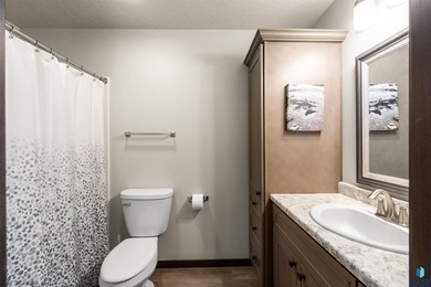Welcome to this beautifully custom-built 2020 ranch, ideally - photo 36