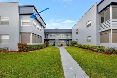 Beautifully updated 2-bedroom, 2-bathroom residence renovated in - photo 1
