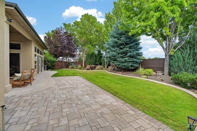 Beautiful James Clyde-built single-level home on a .35-acre - photo 43