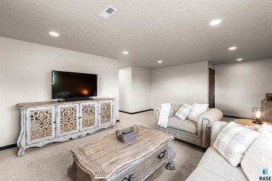 Welcome to this beautifully custom-built 2020 ranch, ideally - photo 44