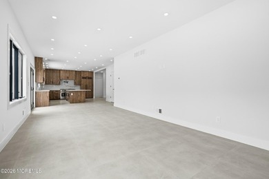 Welcome to this exceptional modern NEW CONSTRUCTION home set on - photo 18