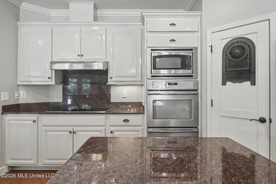 Nestled on a quiet cul-de-sac this exceptional estate offers - photo 23