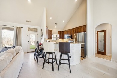 PRIVATE LAKE LIVING! This exceptional Craftsman-style residence - photo 7