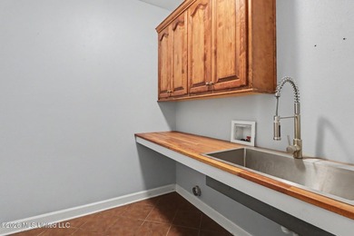 Nestled on a quiet cul-de-sac this exceptional estate offers - photo 30