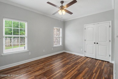 Nestled on a quiet cul-de-sac this exceptional estate offers - photo 43
