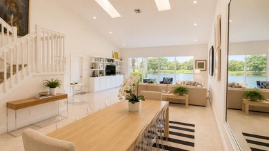 This bright, spacious, and beautiful 4-bedroom, 4-bathroom - photo 6