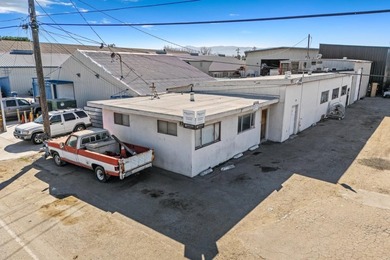 Great opportunity with an amazing location close to the freeway - photo 8
