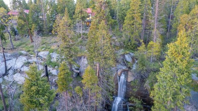 Looking for a cabin that has it all? Escape to this three story - photo 6